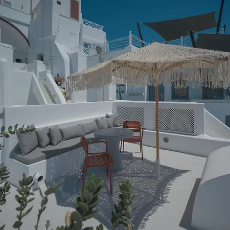 Anemos Family Fira (Santorini)