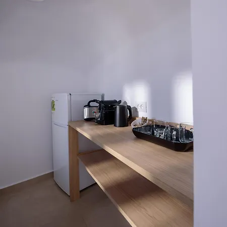 Daire Anemos Family *