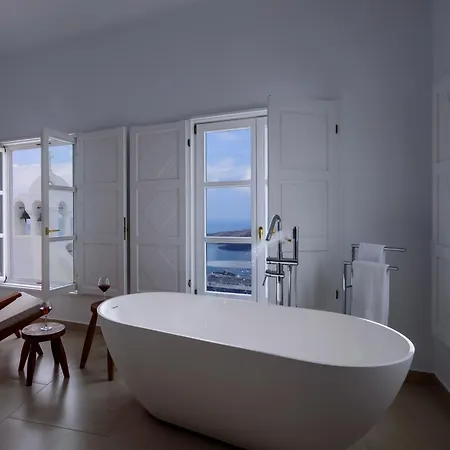 Anemos Family Apartment